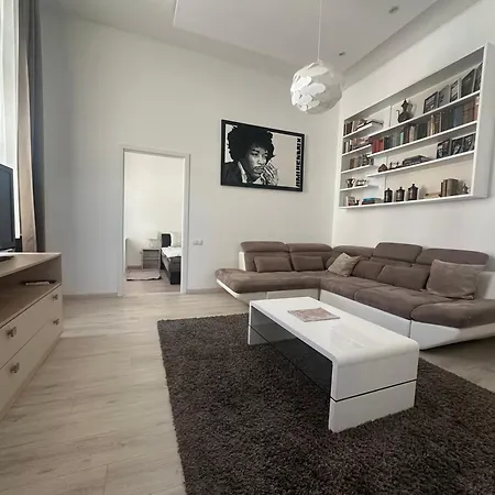 Apartment Hendrix Over The Centre Budapest